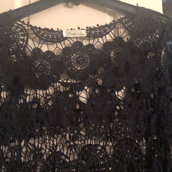 Classy black crochet sweater - Picture 2 of 4